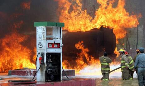 加油站爆炸事故 加油站爆炸事故