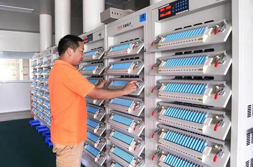 鋰電池生產(chǎn)車間 鋰電池生產(chǎn)車間