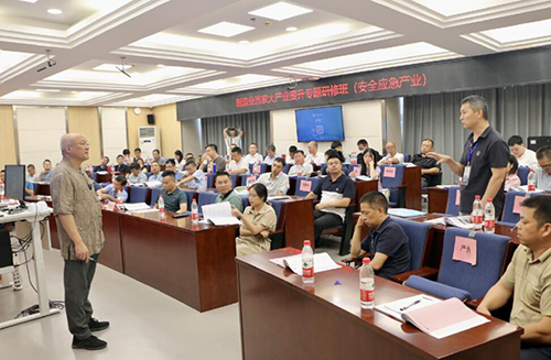 張繼國總經(jīng)理現(xiàn)場提問