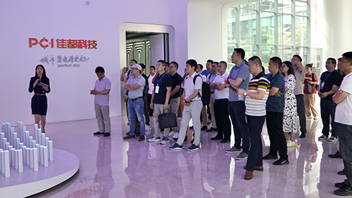 深國安參觀學(xué)習(xí)佳都科技現(xiàn)場.