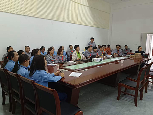 深國安技術人員現場技術指導