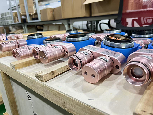 固定防爆型單推三檢測(cè)儀