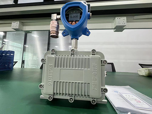 移動(dòng)式防爆型臭氧濃度偵測器