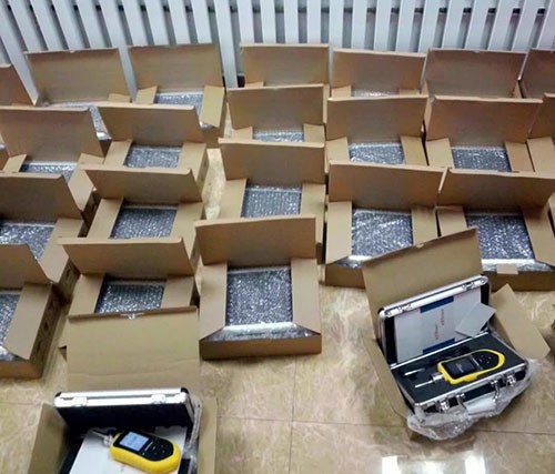 半導(dǎo)體氣相沉積(CVD)工藝專用便攜式H2氫氣檢測儀